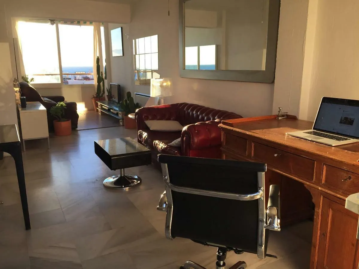 Bohemian Seaview Penthouse Apartment Torremolinos 0*,